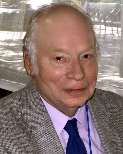 Weinberg, Steven