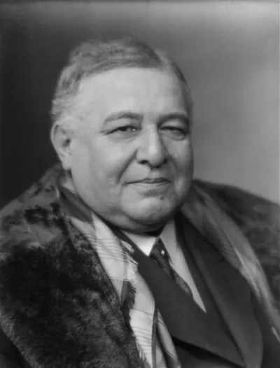 Daudet, Léon
